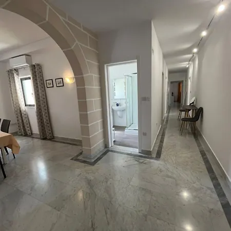 Xl Spacious Apartment, 4-br In Area, Walk To Sliema - St Julian's * Gzira