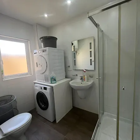 Apartment Xl Spacious Apartment, 4-br In Area, Walk To Sliema - St Julian's Gzira