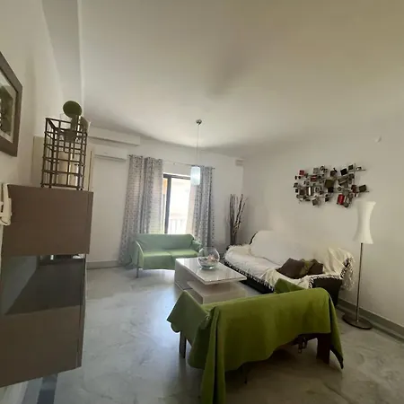 Apartment Xl Spacious Apartment, 4-br In Area, Walk To Sliema - St Julian's *