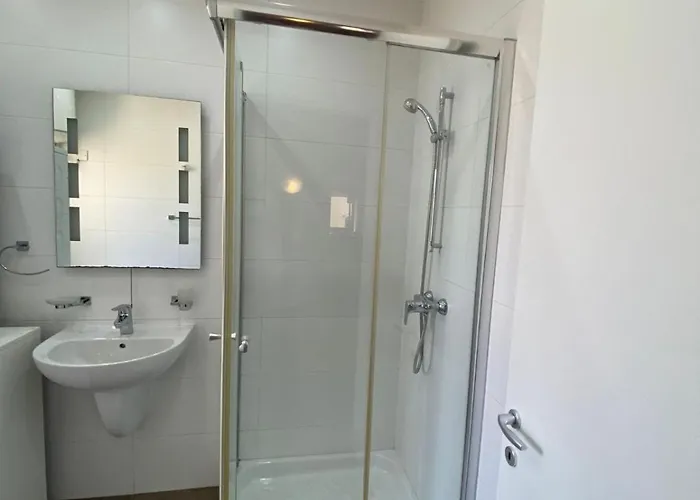 Xl Spacious Apartment, 4-br In Area, Walk To Sliema - St Julian's Apartament