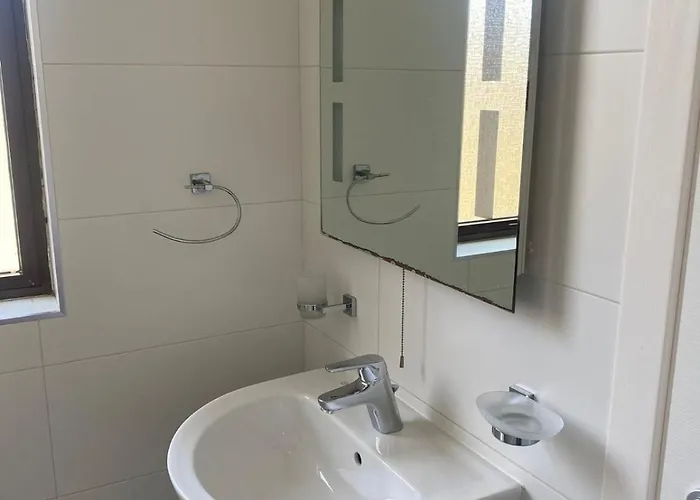 Xl Spacious Apartment, 4-br In Area, Walk To Sliema - St Julian's Gzira